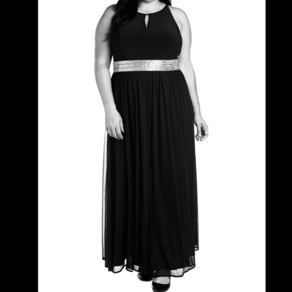 Black Gown with Rhinestone Band (Plus Size, NWT) - Picture 4 of 8
